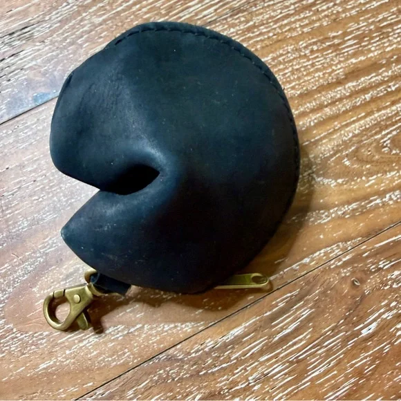 Portland Leather Goods Black Fortune Cookie Keychain Pouch / Change Purse EUC - Picture 3 of 6